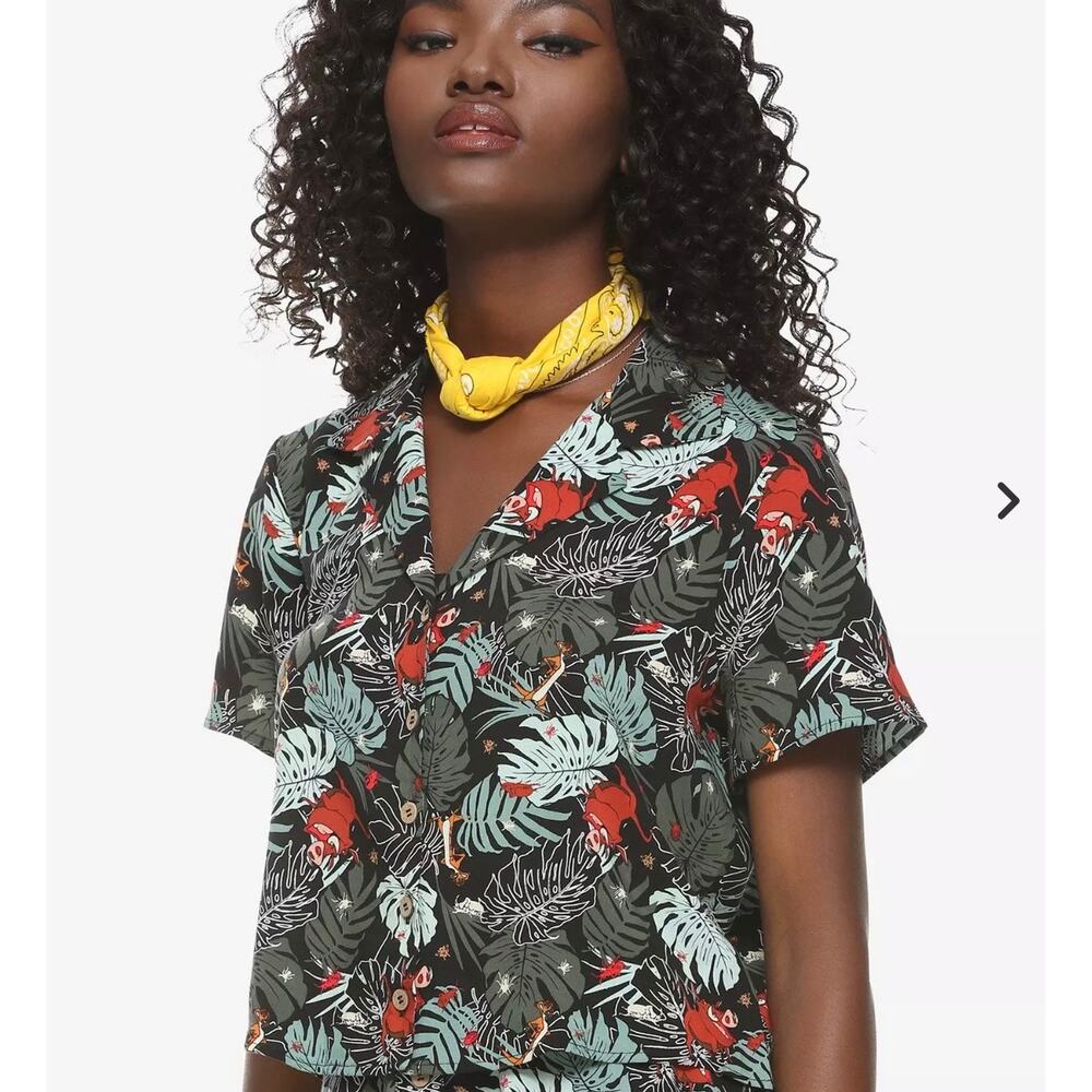 Her Universe Disney The Lion King Timon & Pumbaa Jungle Girls Woven Button-Up L